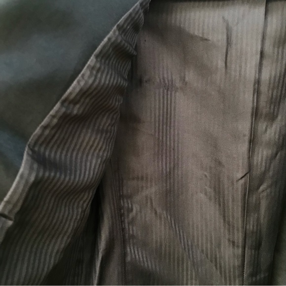 Black H&M Tuxedo Jacket w/ Satiny Lapels - Picture 5 of 9